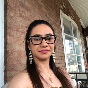 Meet your Posher, Kaleandra